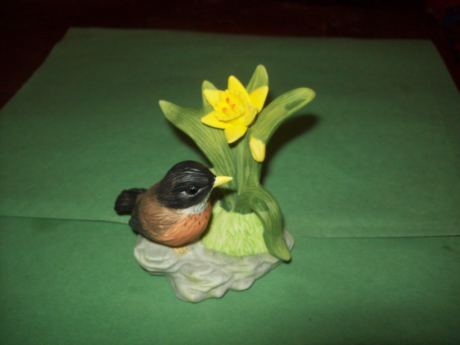 Vintage Bird Porcelain Figurine- Stamped American Robin