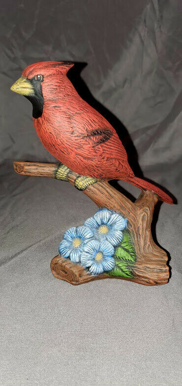 Ceramic Robin Sitting On A Branch With Flowers 7.5 X 6 (1 Tiny Chip On The Under
